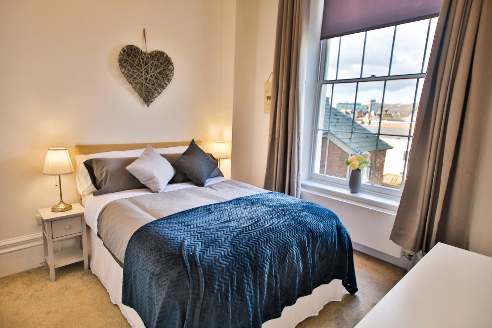 40B Wellington Suites 哈斯丁 外观 照片